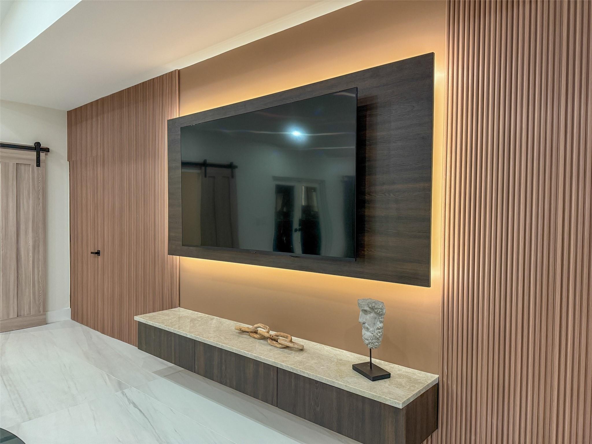 SUNSHINE RANCHES - Residential