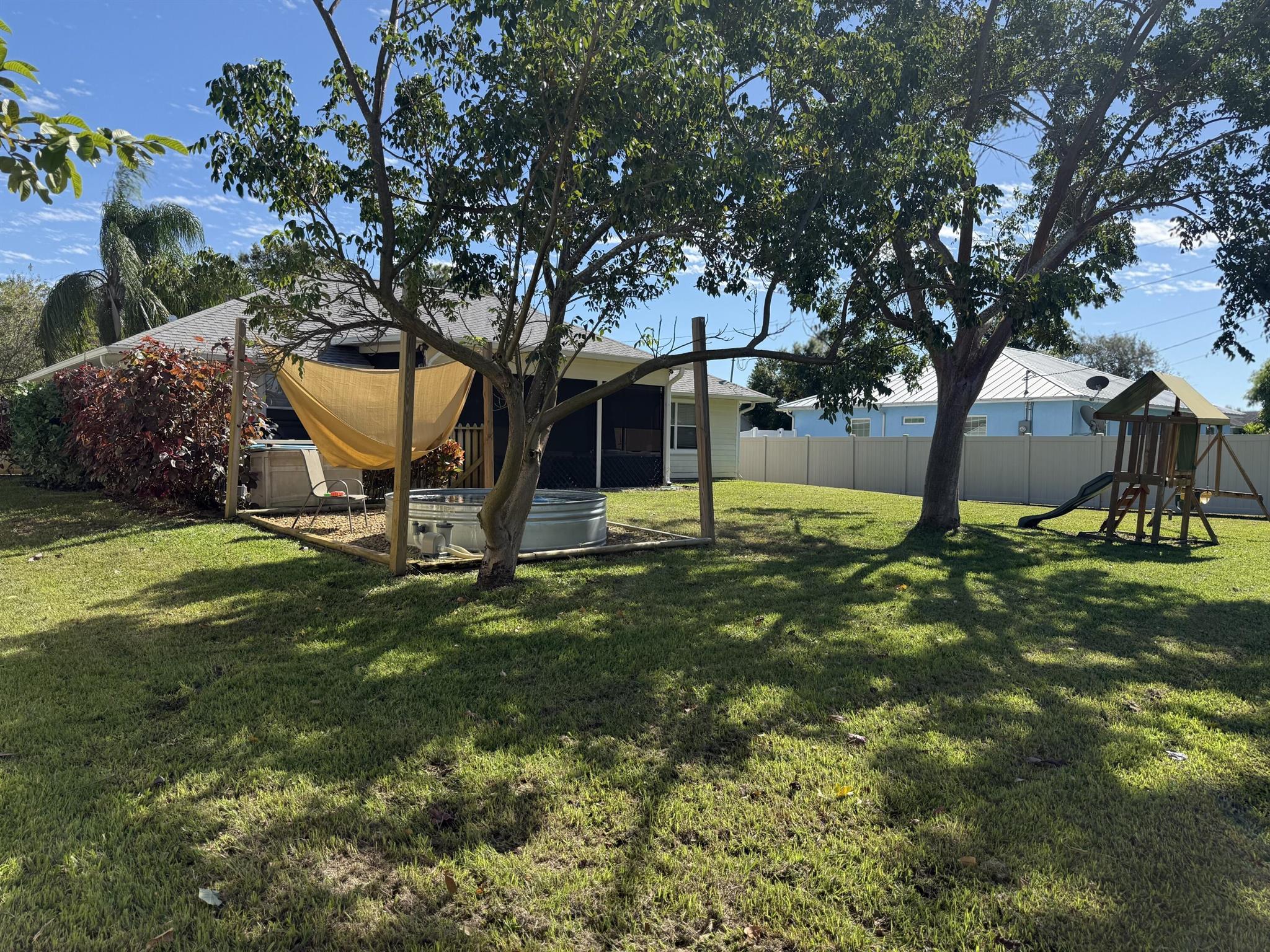 VERO BEACH HIGHLANDS - Residential