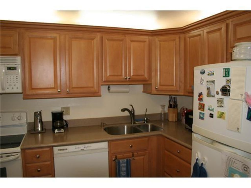 Photo of 3730 Inverrary Dr #1W, Lauderhill, FL 33319 (MLS # F10407763)