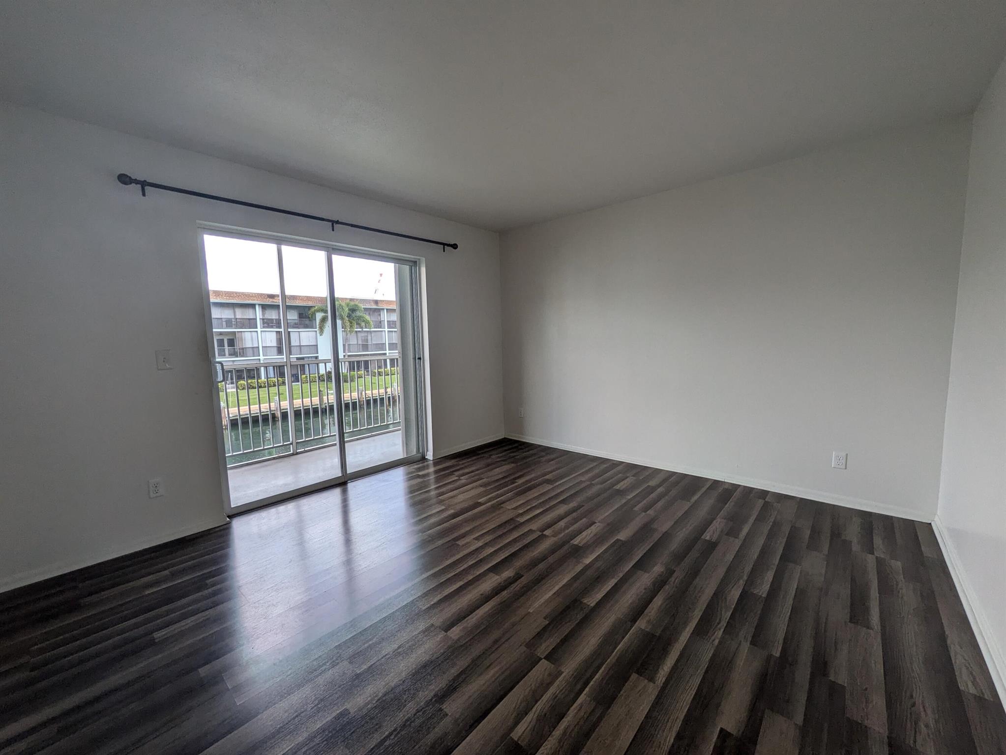 LAKE COLONY APTS THREE IN - Residential Lease