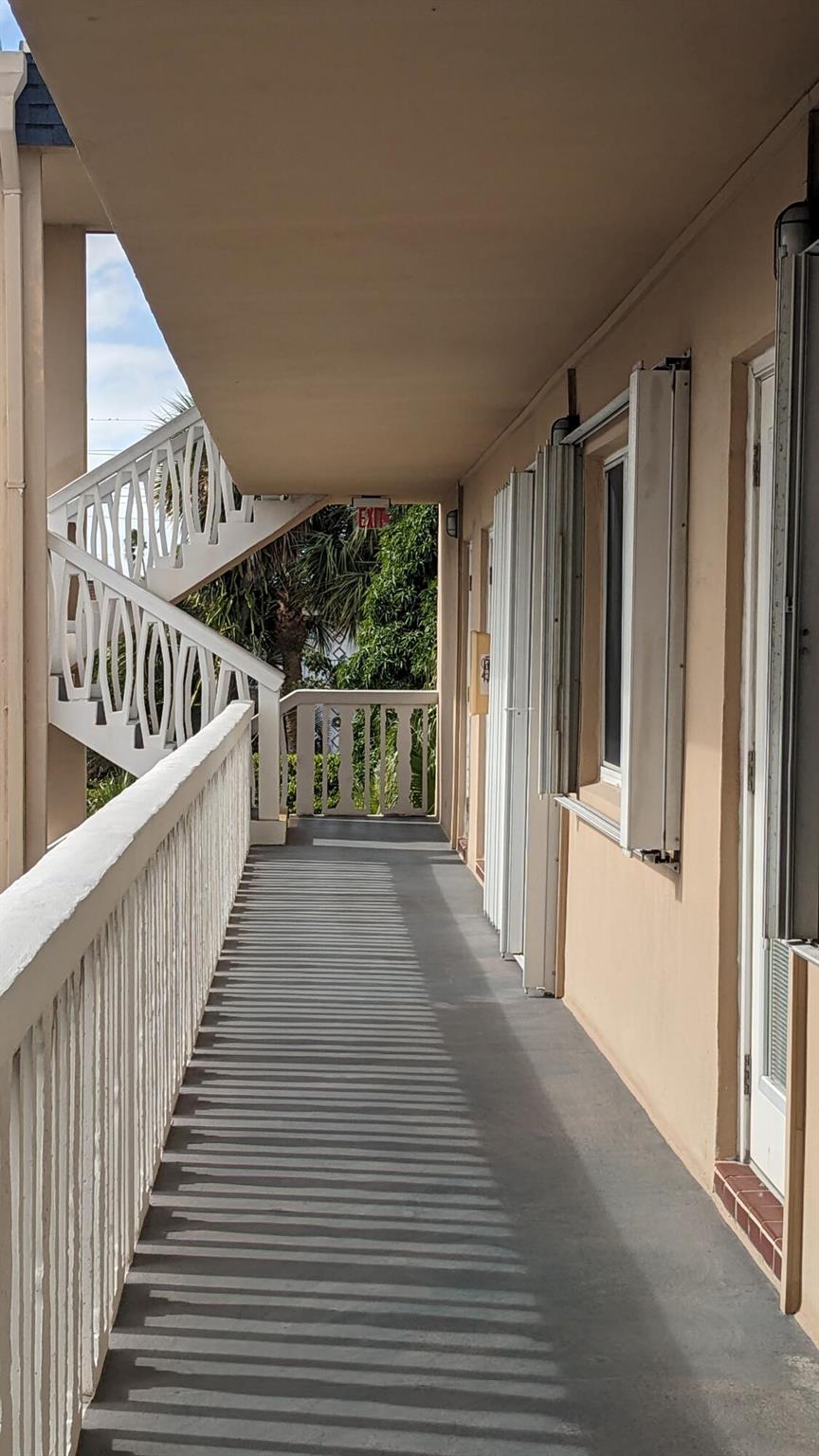 LAKE COLONY APTS THREE IN - Residential Lease