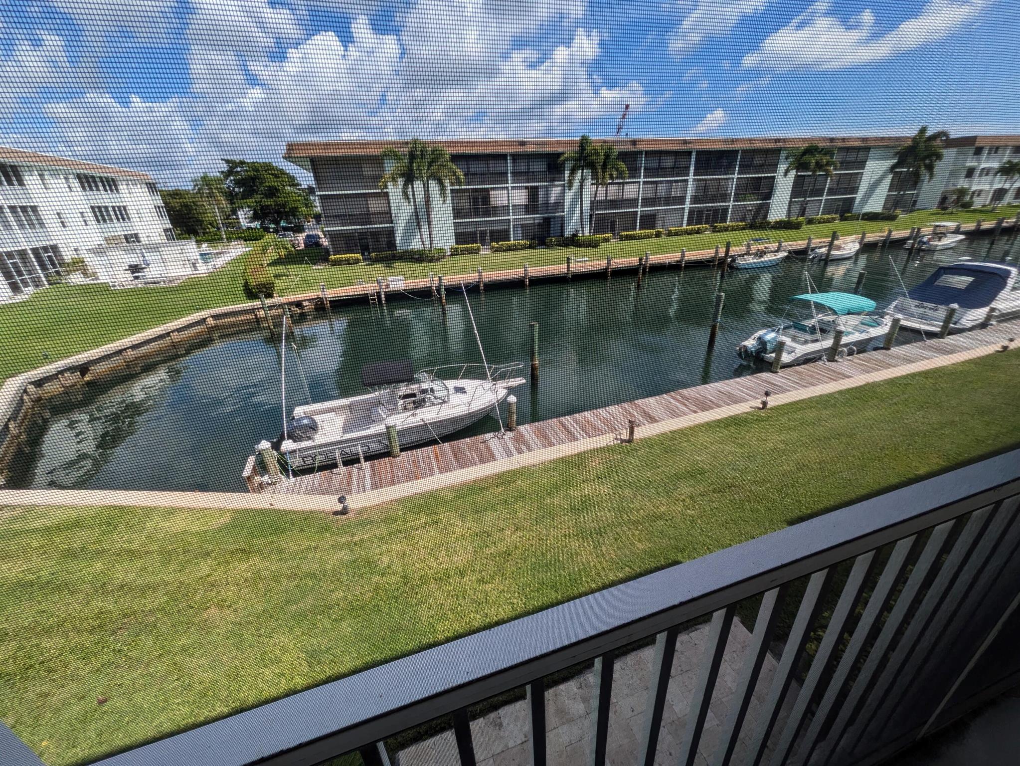 LAKE COLONY APTS THREE IN - Residential Lease