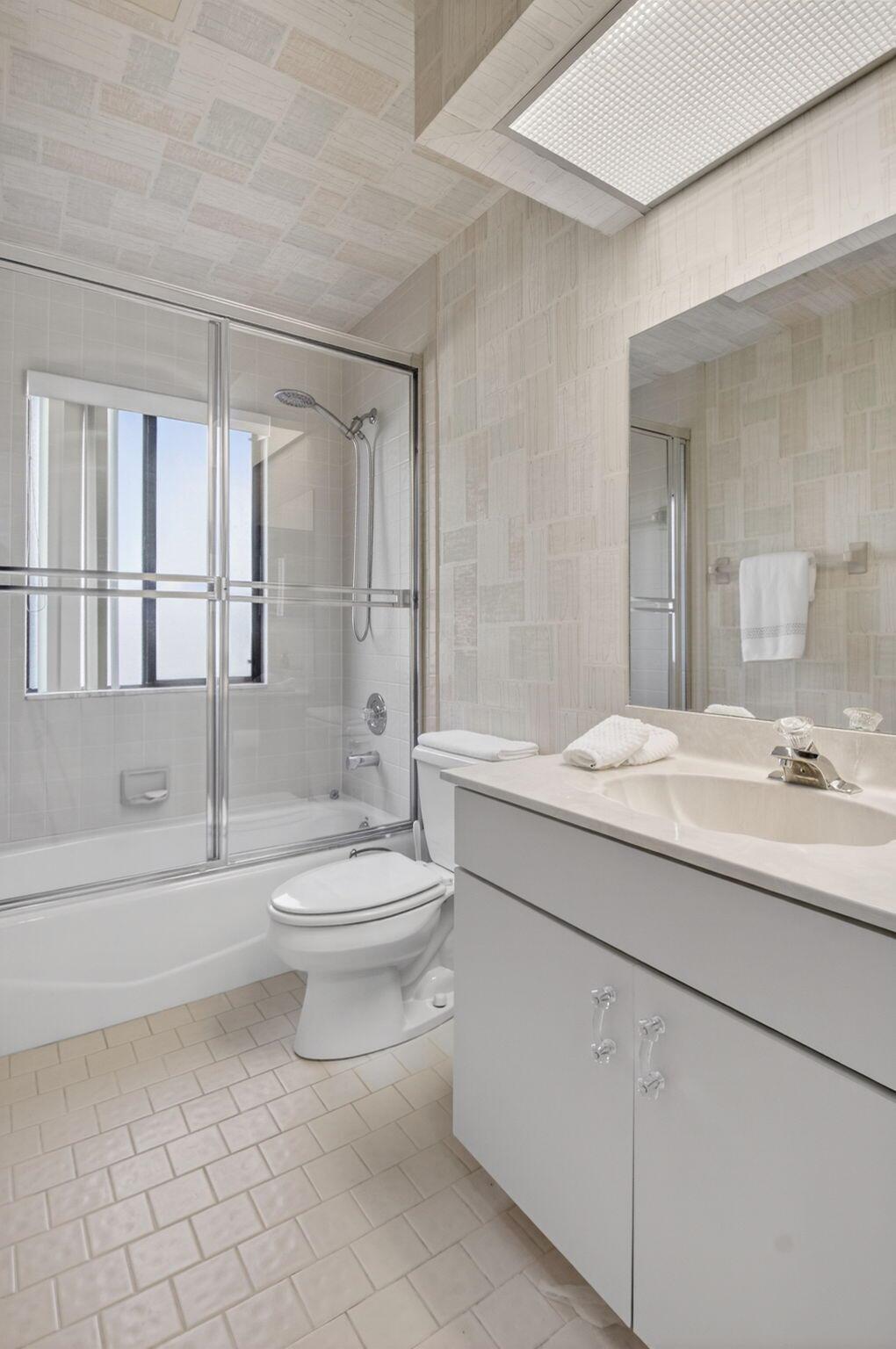 RAINBERRY BAY - Residential