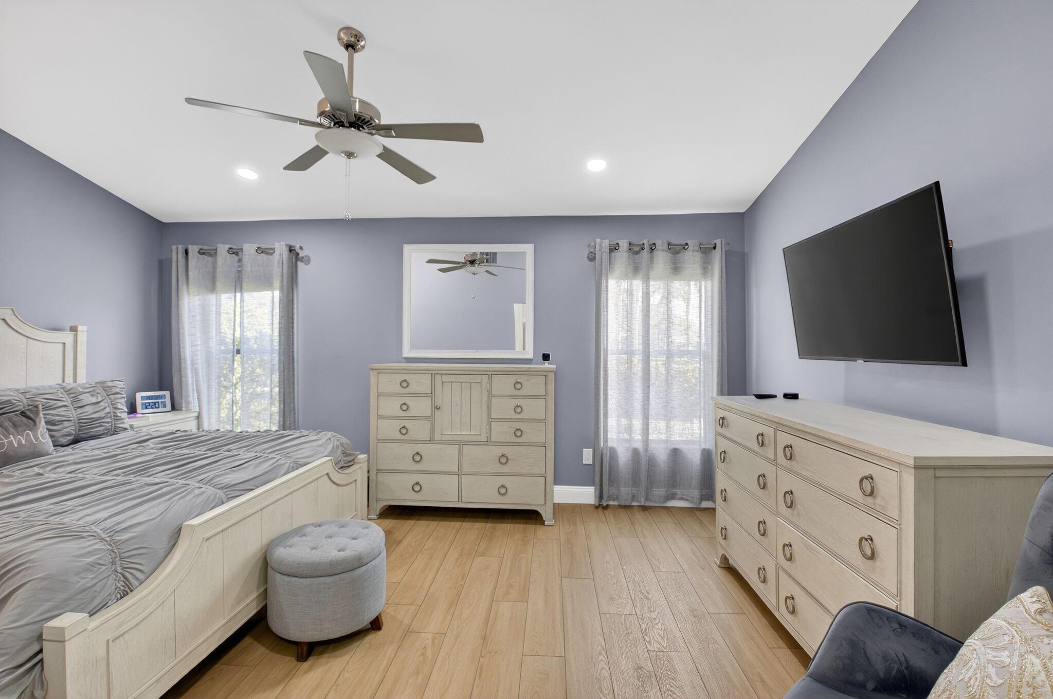 RAINBERRY BAY - Residential