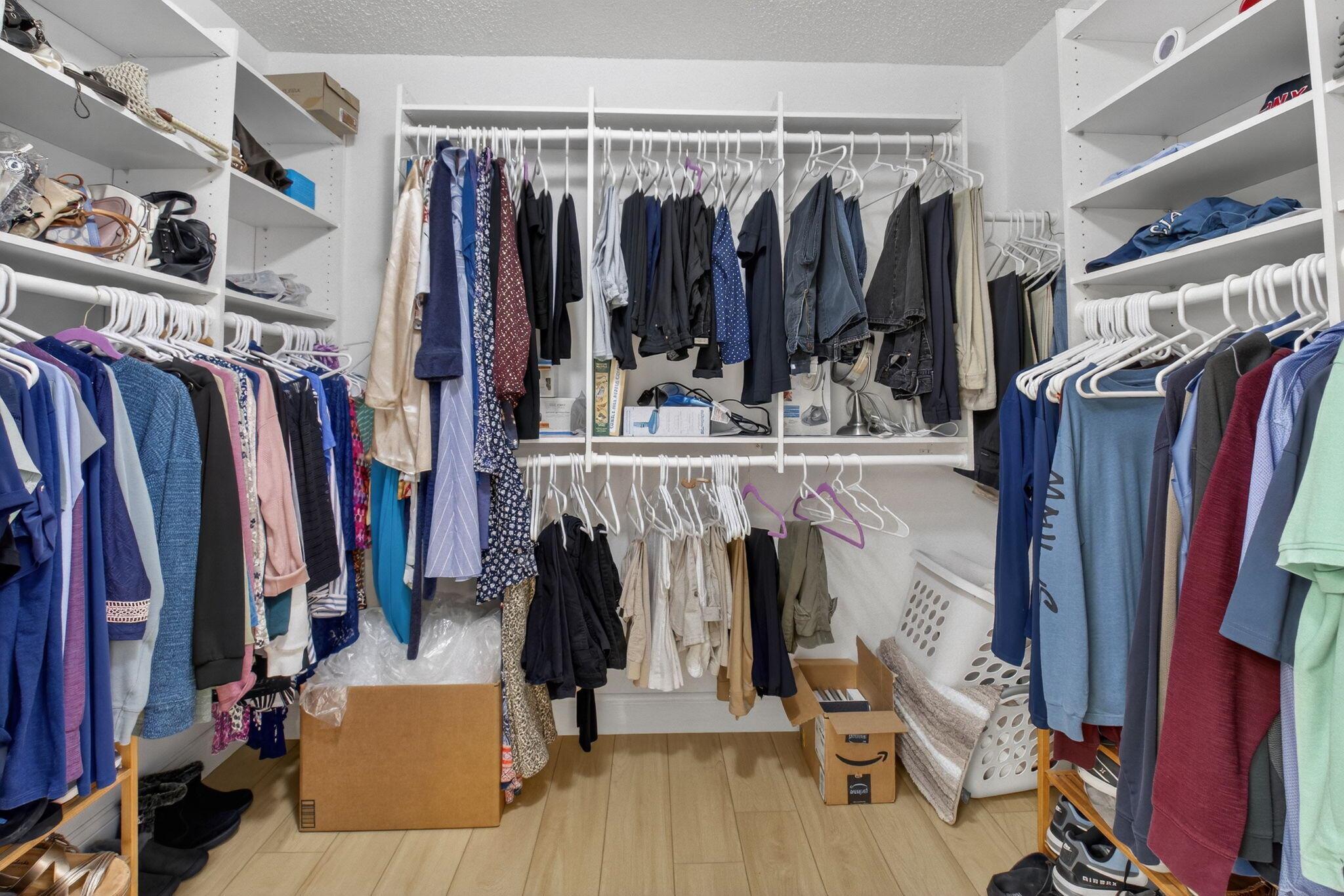 RAINBERRY BAY - Residential