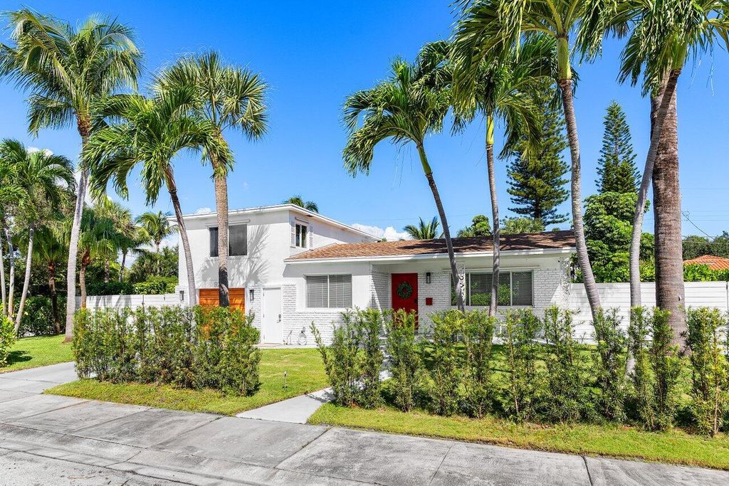 Photo of 92 18th Avenue S Avenue S, Lake Worth Beach, FL 33460 (MLS # R11135318)