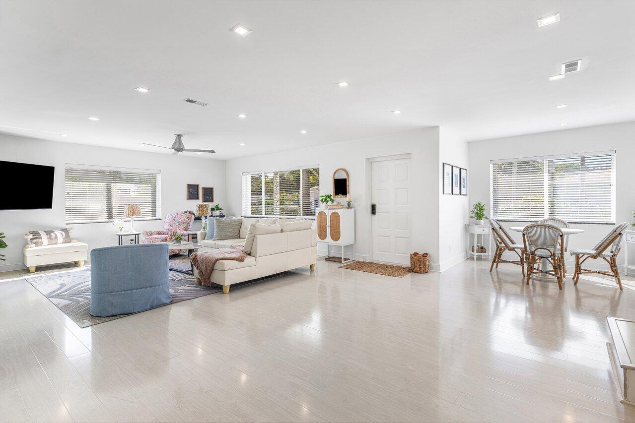 SOUTH PALM PARK IN - Residential