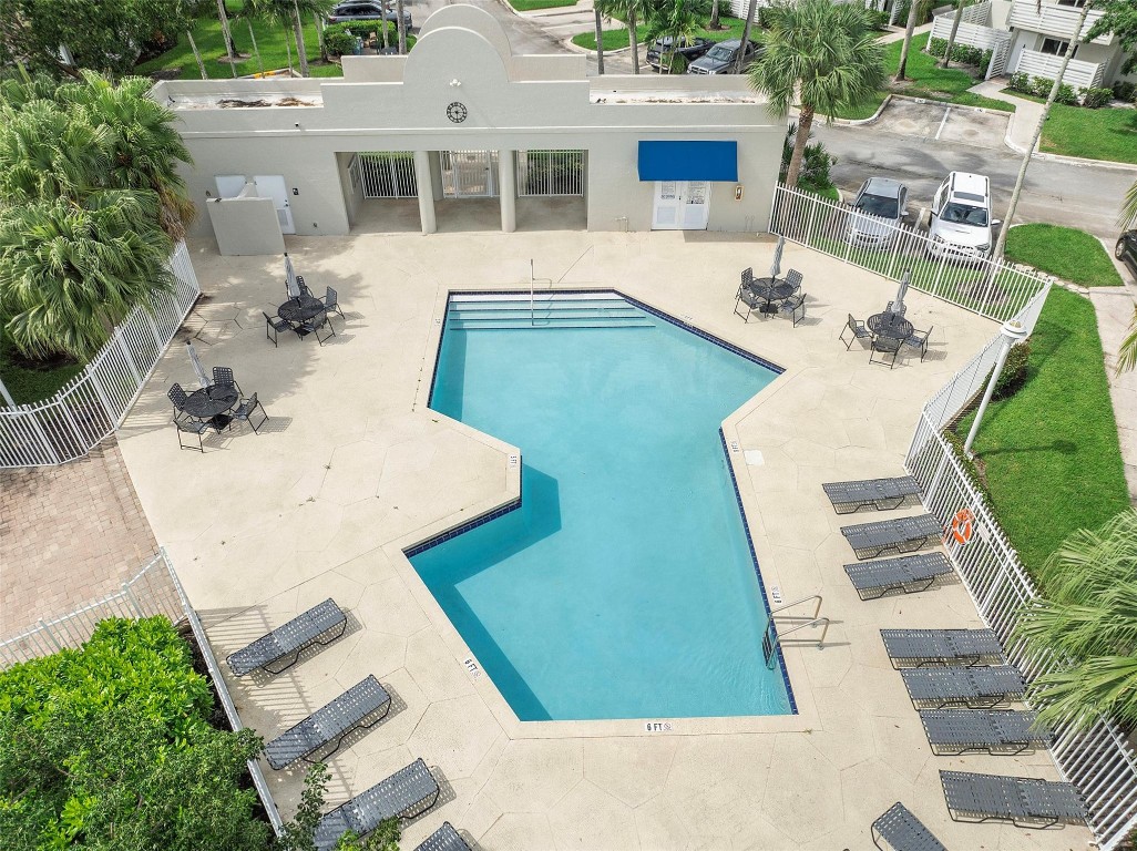 Arbor Courts at Jacaranda - Residential