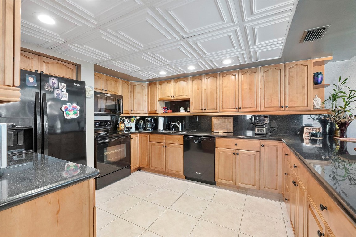 Arbor Courts at Jacaranda - Residential