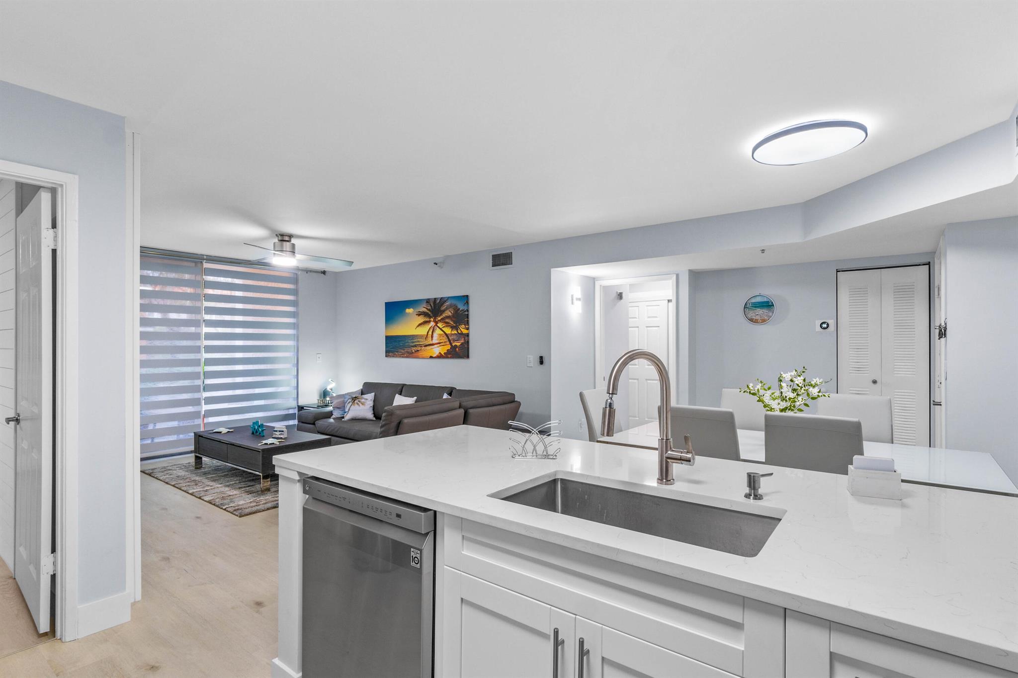 YACHT CLUB ON THE INTRACO - Residential Lease