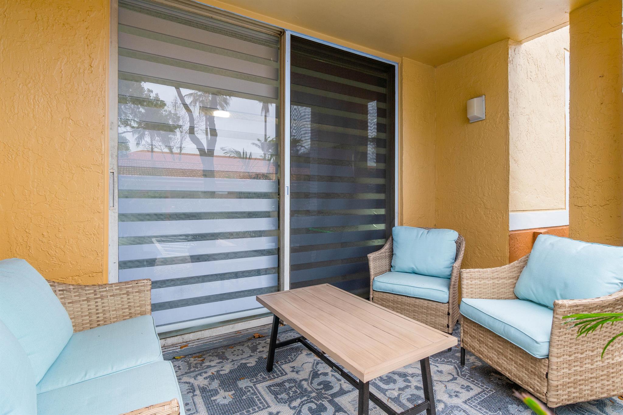 YACHT CLUB ON THE INTRACO - Residential Lease