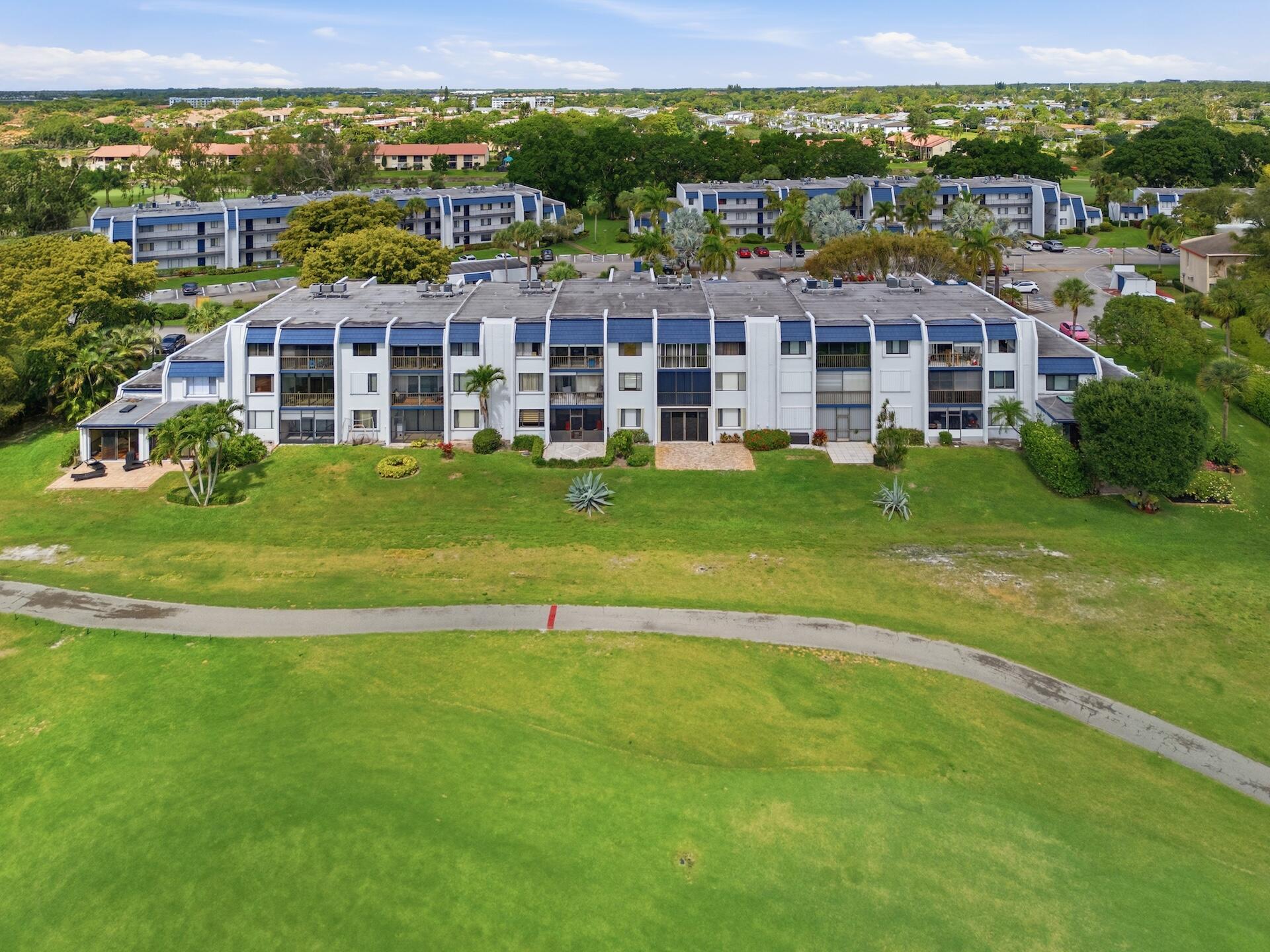 FOUNTAINS OF PALM BEACH CONDO 3 - Residential