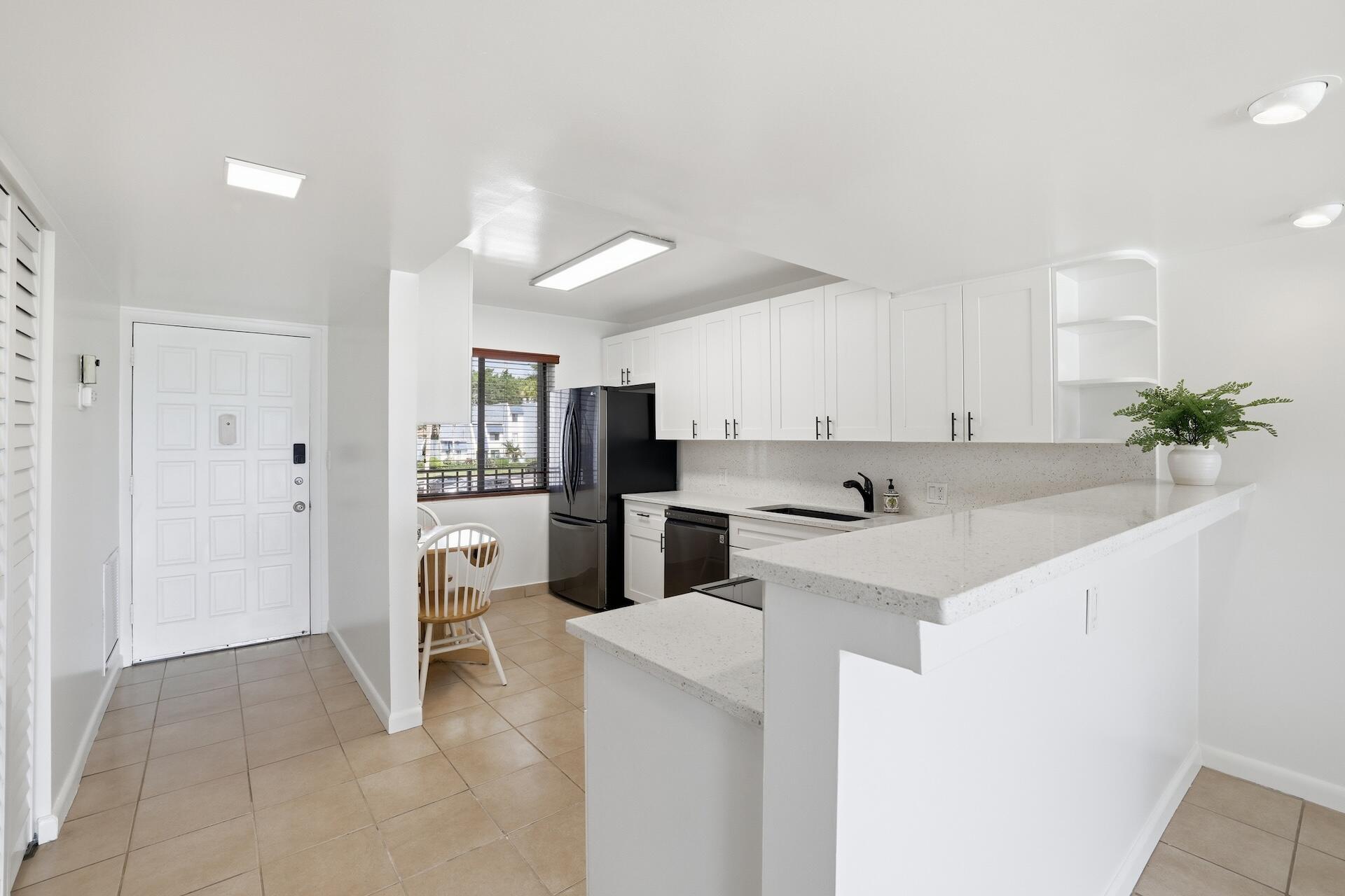 4545 Luxemburg Court 206