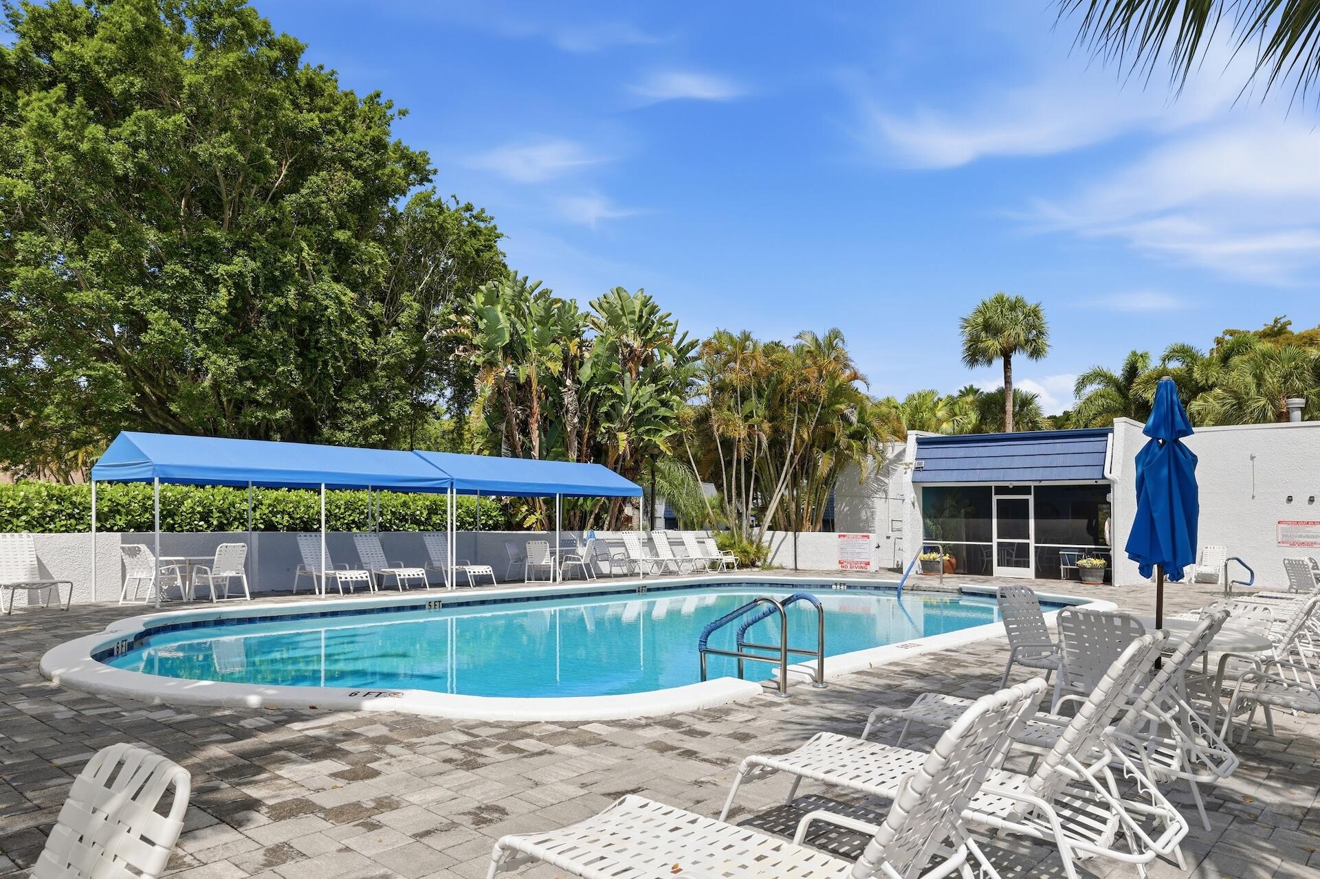 FOUNTAINS OF PALM BEACH CONDO 3 - Residential