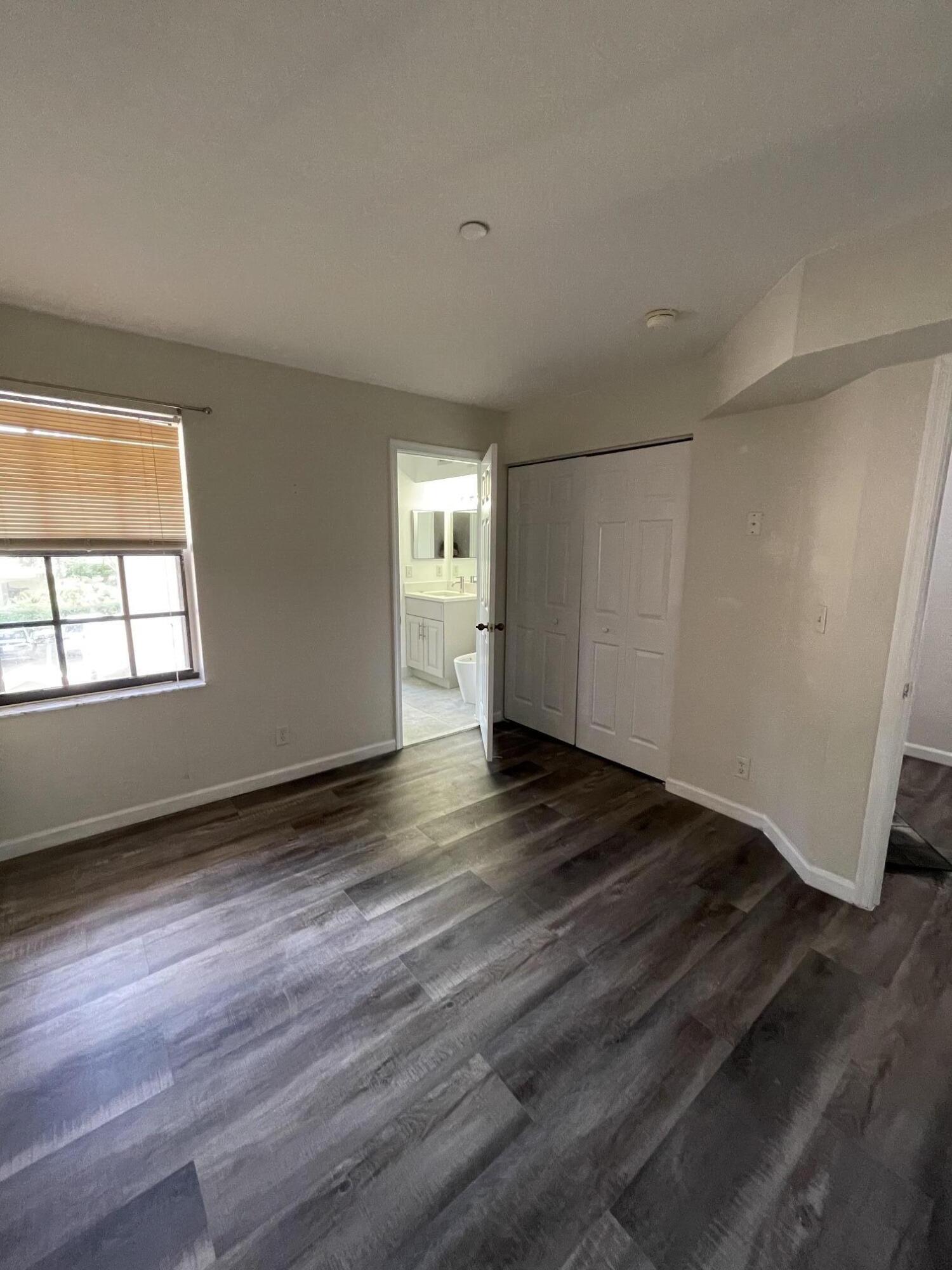 Courtyard At The Grove - Residential Lease