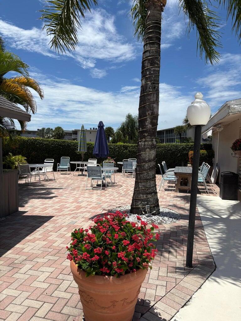 LAKE CLARKE GARDENS CONDO 21 - Residential