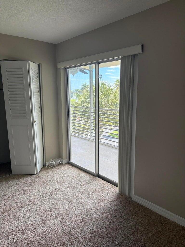 LAKE CLARKE GARDENS CONDO 21 - Residential