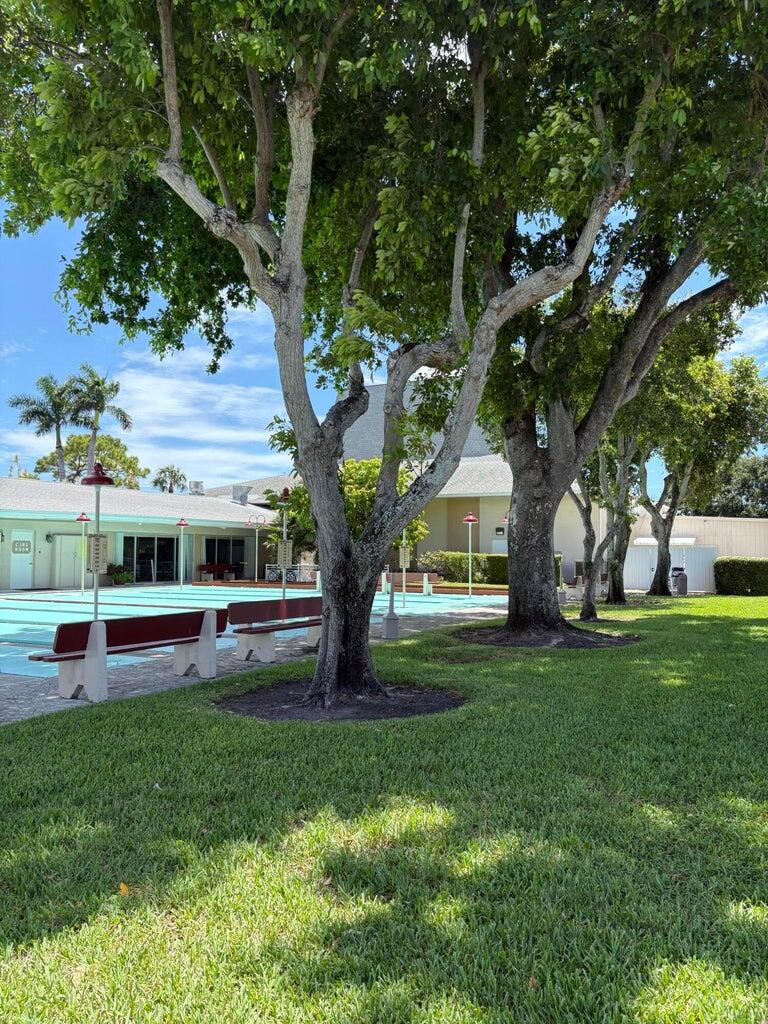 LAKE CLARKE GARDENS CONDO 21 - Residential