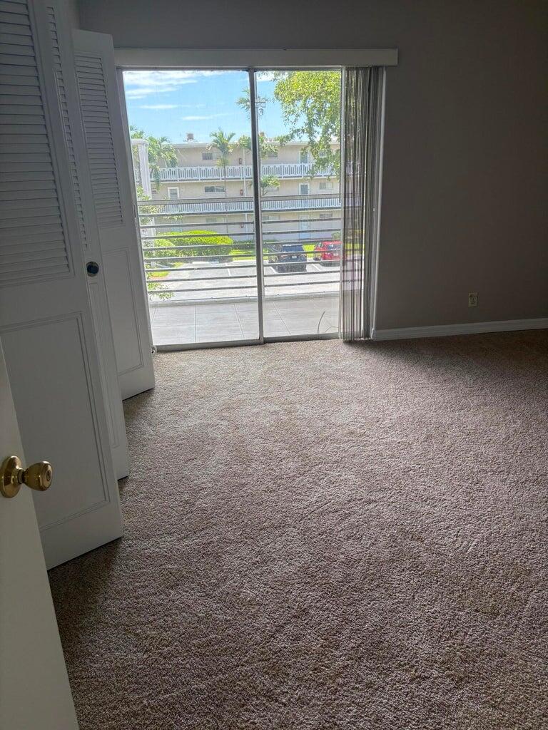 LAKE CLARKE GARDENS CONDO 21 - Residential