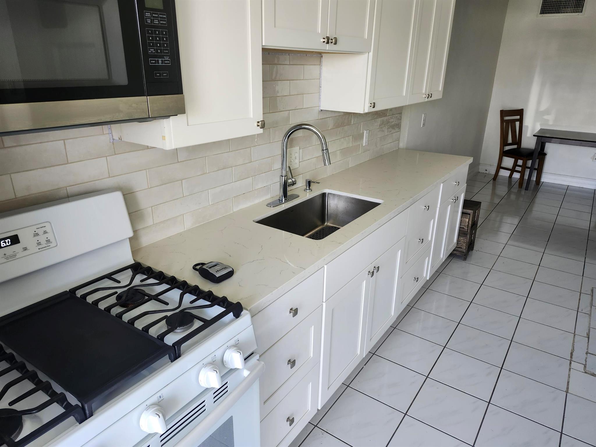 52 NE 204th Street 31