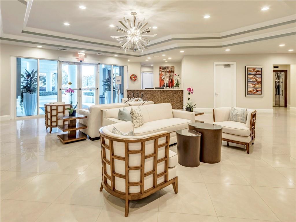 RENAISSANCE ONTHE OCEAN - Residential