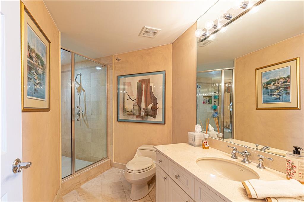 RENAISSANCE ONTHE OCEAN - Residential