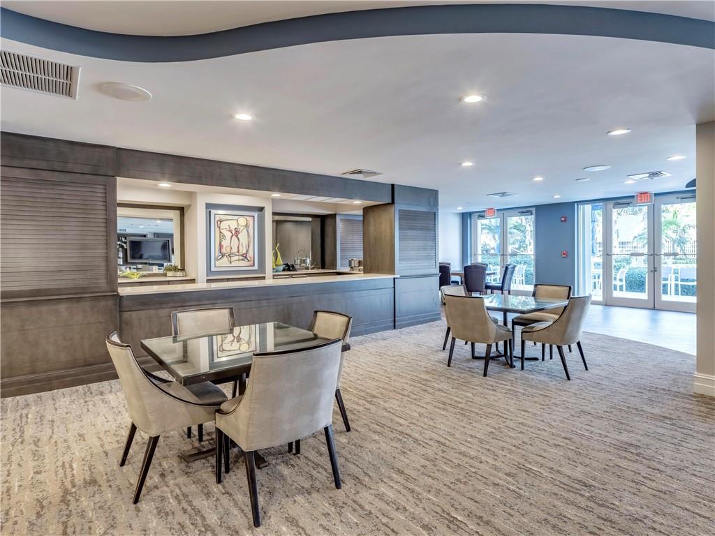 RENAISSANCE ONTHE OCEAN - Residential