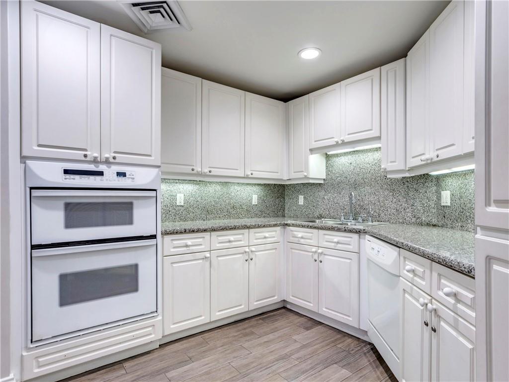 RENAISSANCE ONTHE OCEAN - Residential