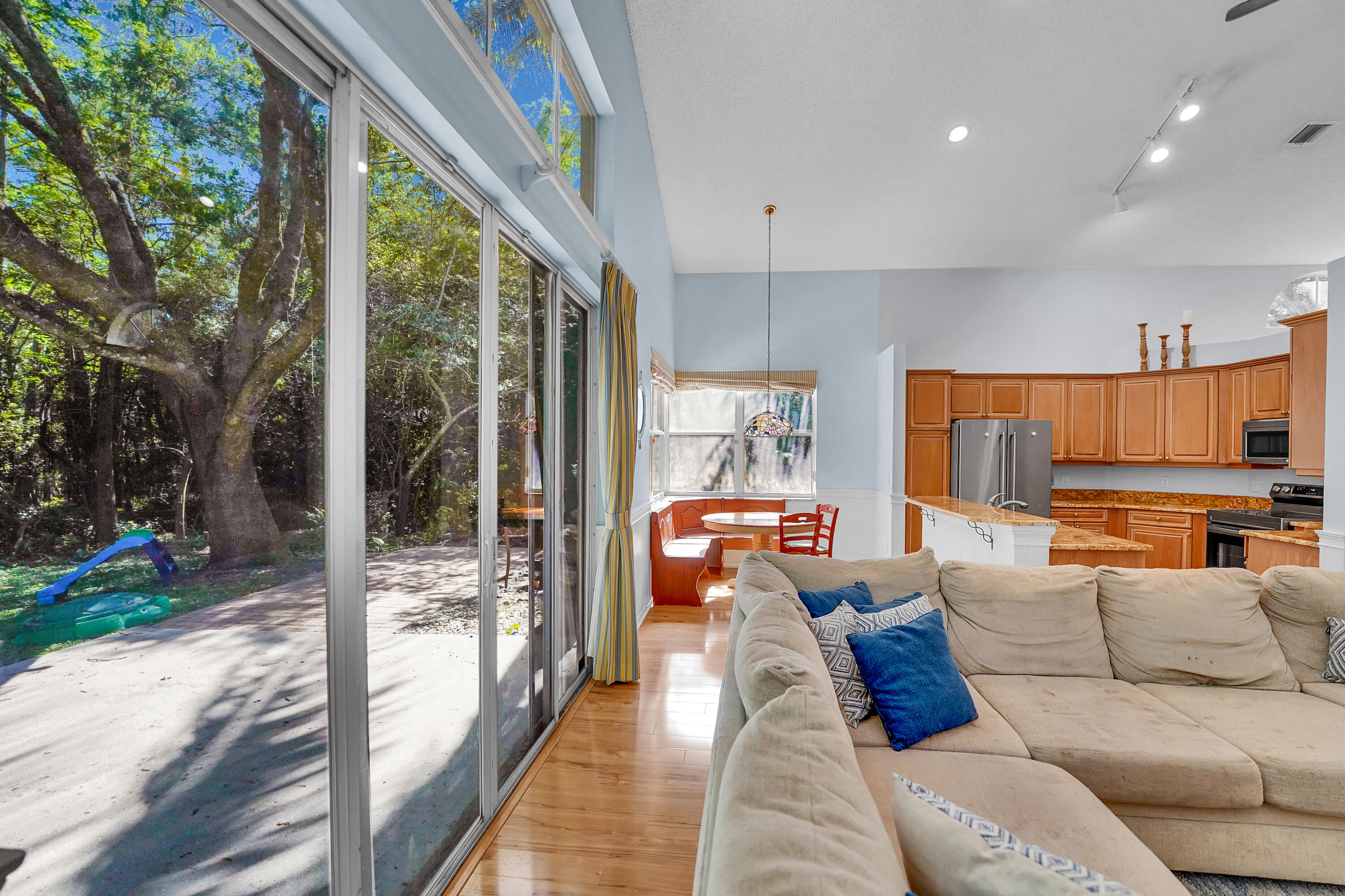 SMITH FARM - SMITH DAIRY - Residential