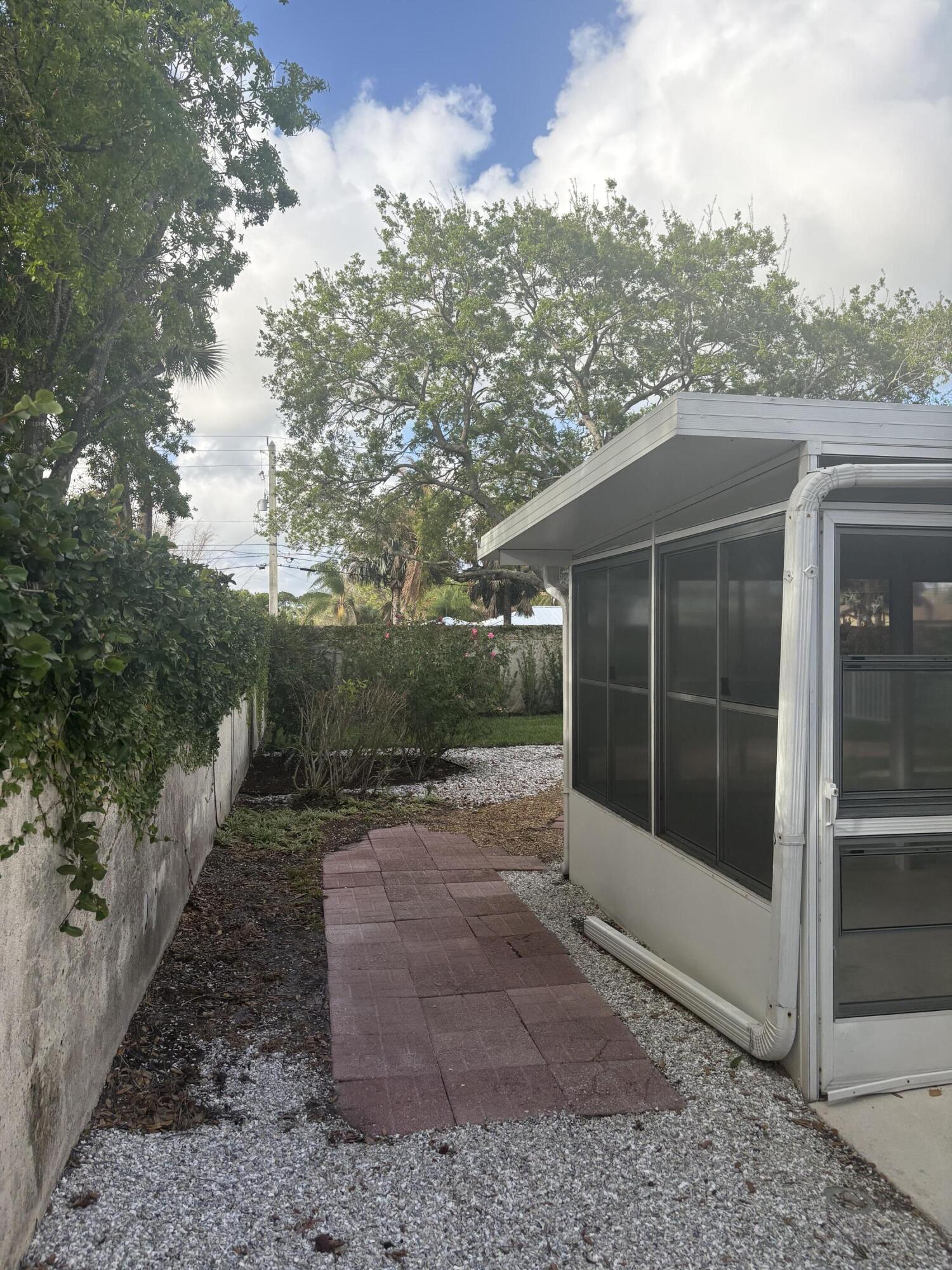 THE MEADOWS AT MARTIN DOWNS - Residential