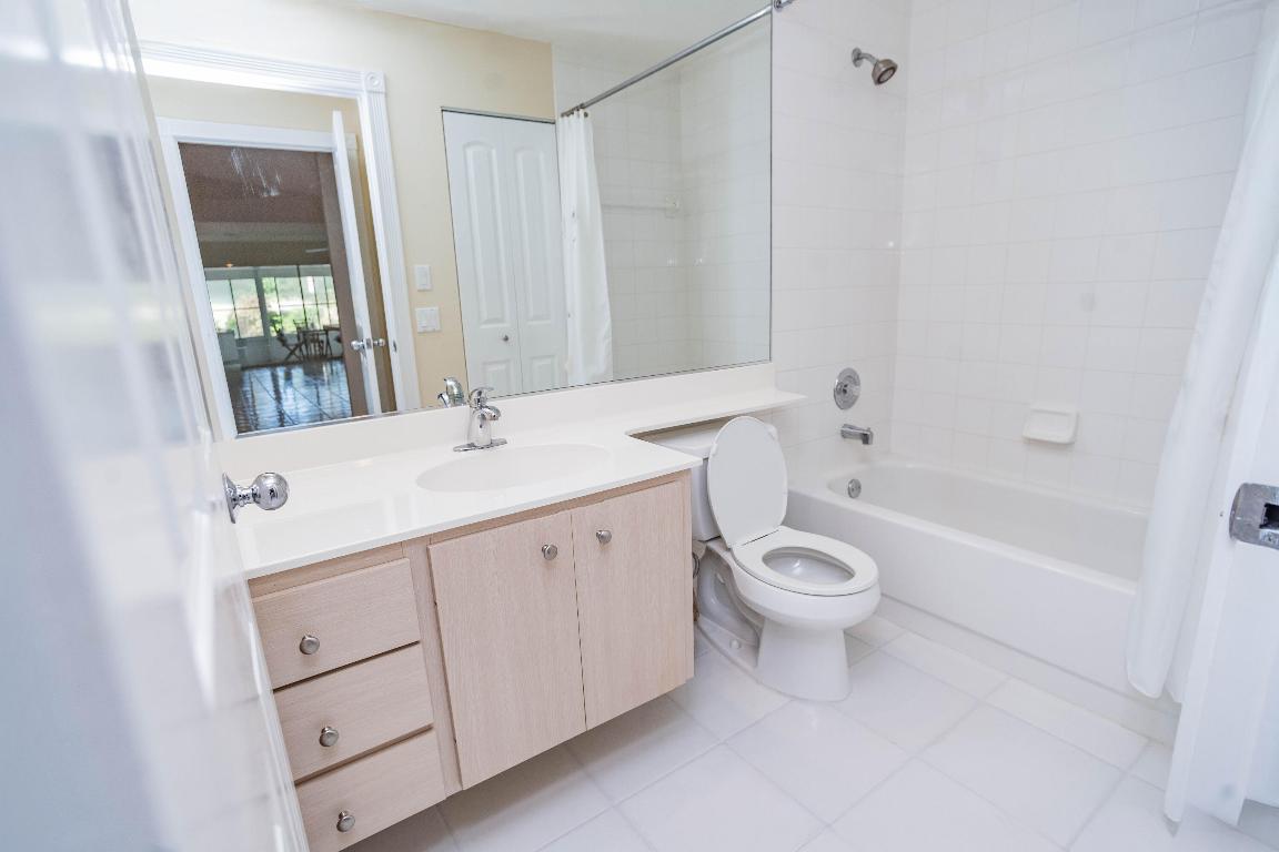 THE MEADOWS AT MARTIN DOWNS - Residential