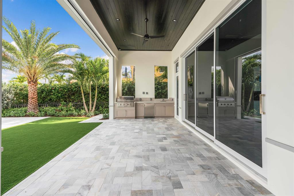 ADMIRALS COVE - Residential