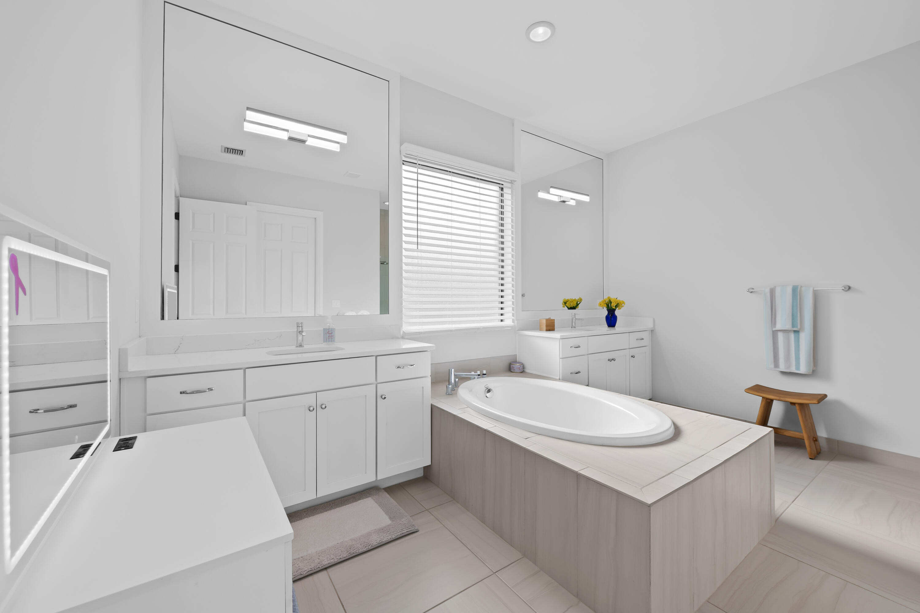 PARKLAND ROYALE - Residential