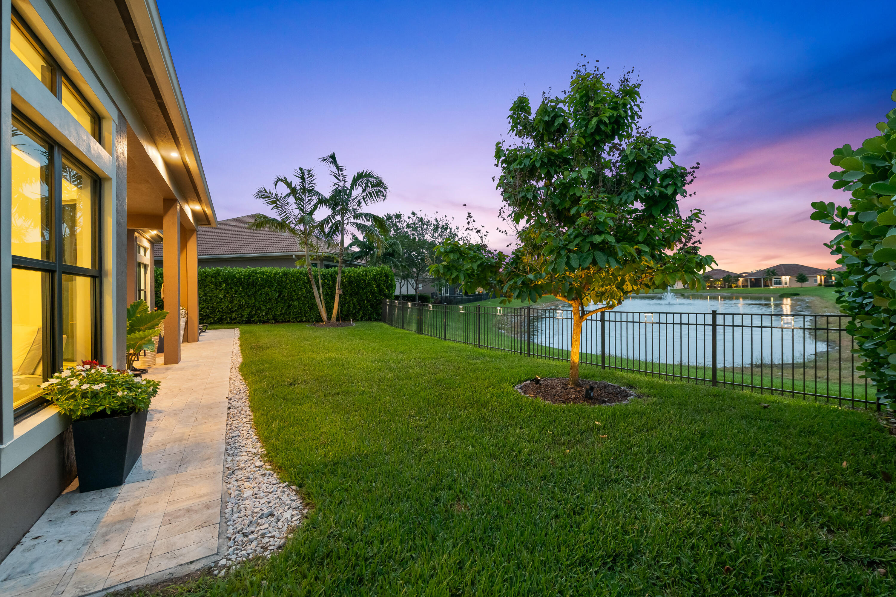 PARKLAND ROYALE - Residential