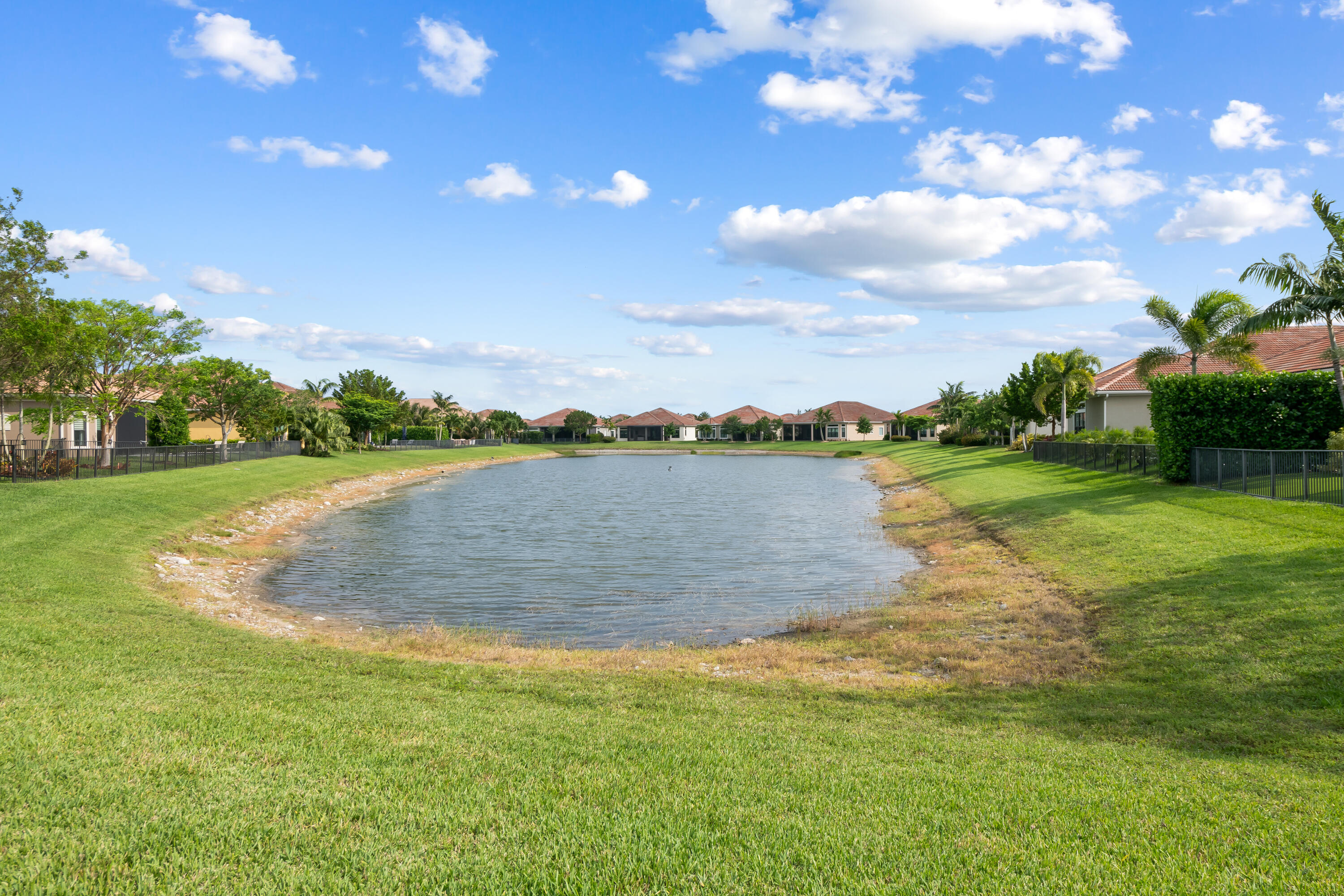 PARKLAND ROYALE - Residential