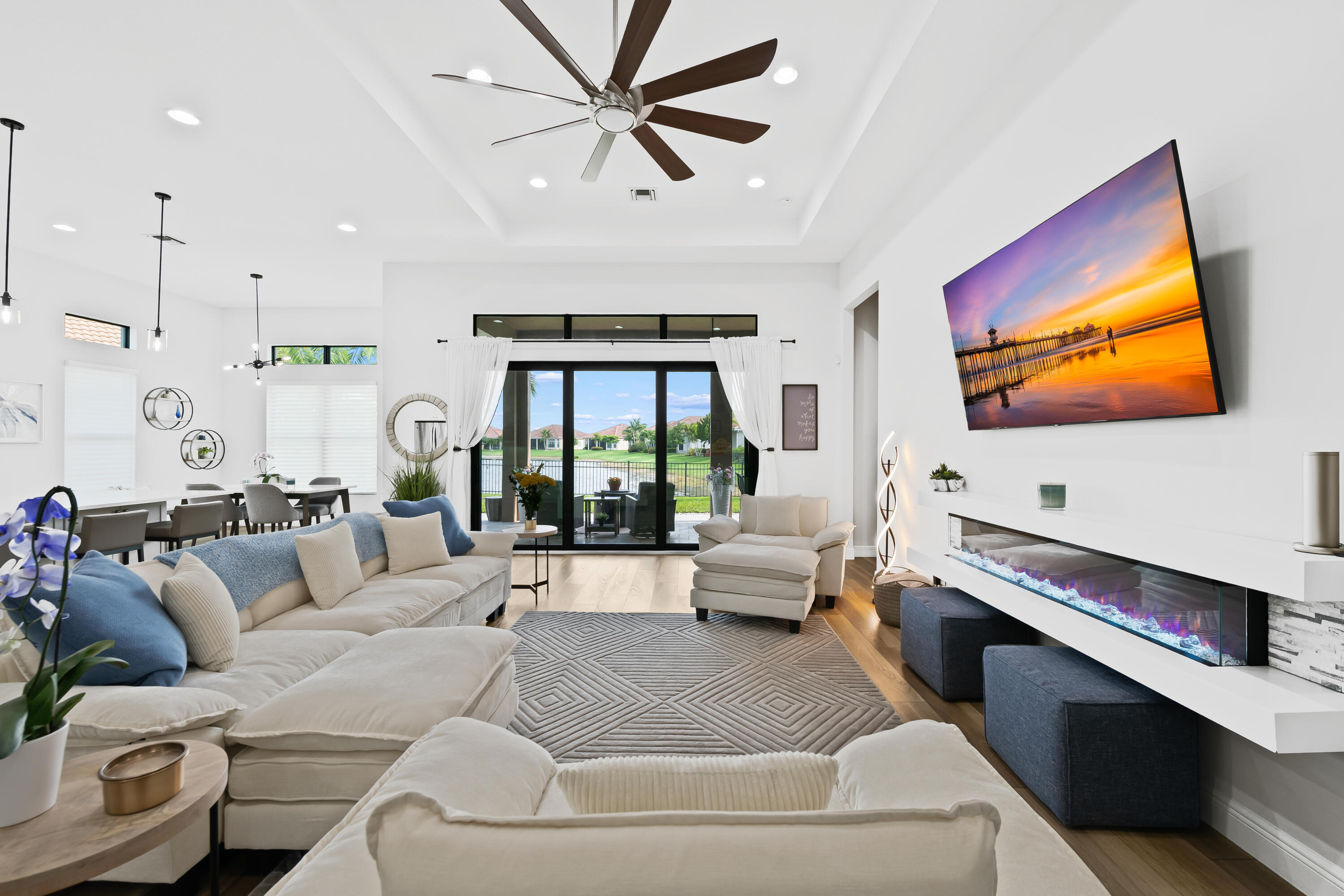 PARKLAND ROYALE - Residential