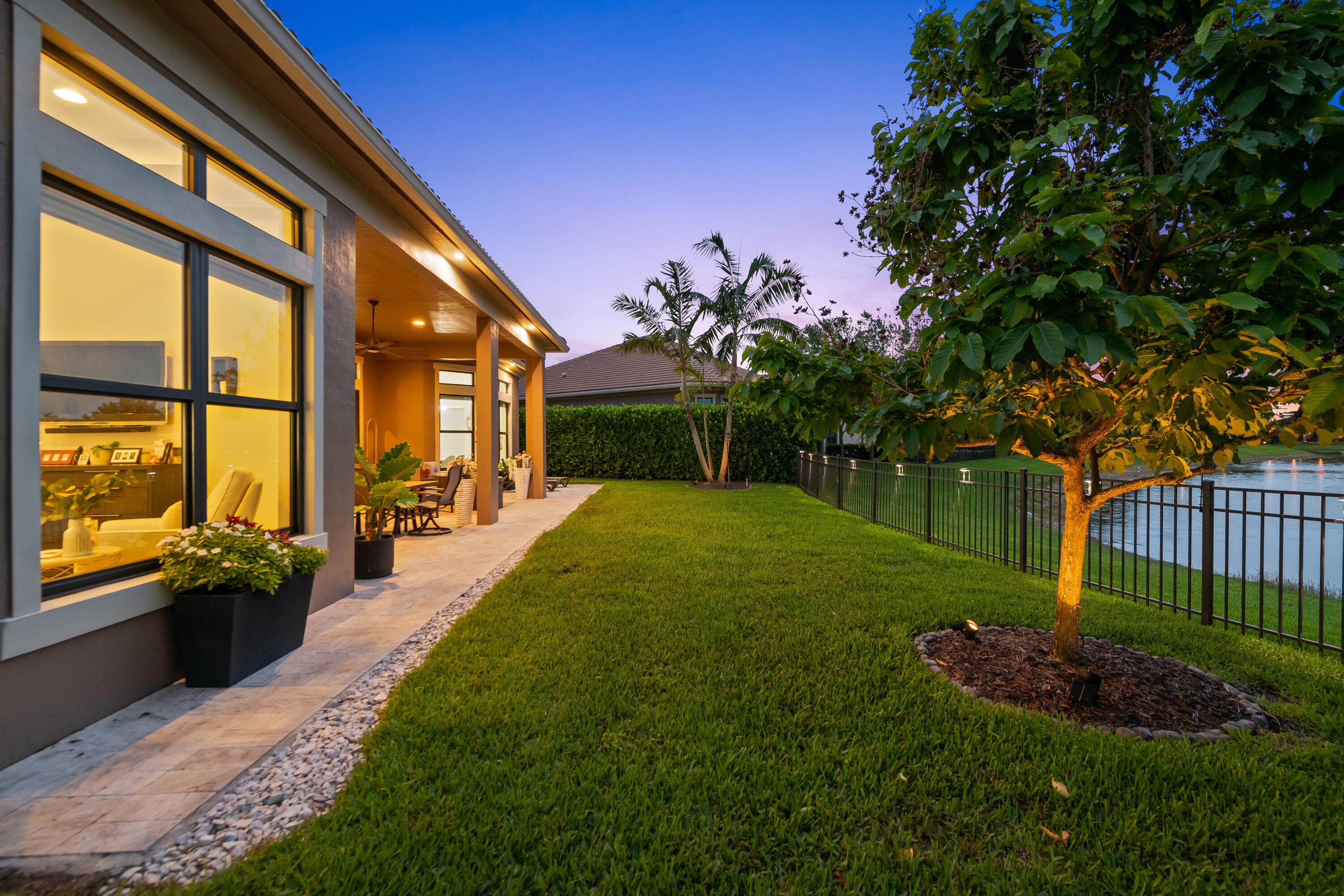 PARKLAND ROYALE - Residential