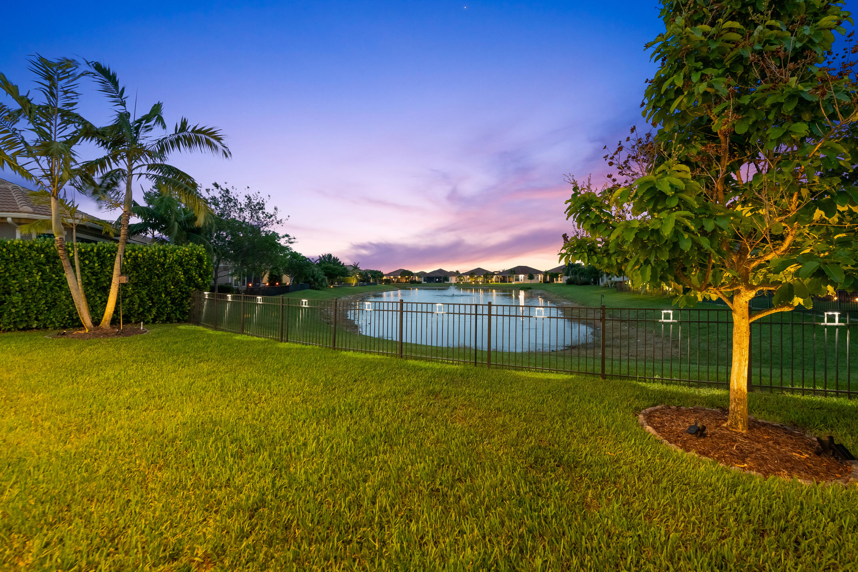 PARKLAND ROYALE - Residential