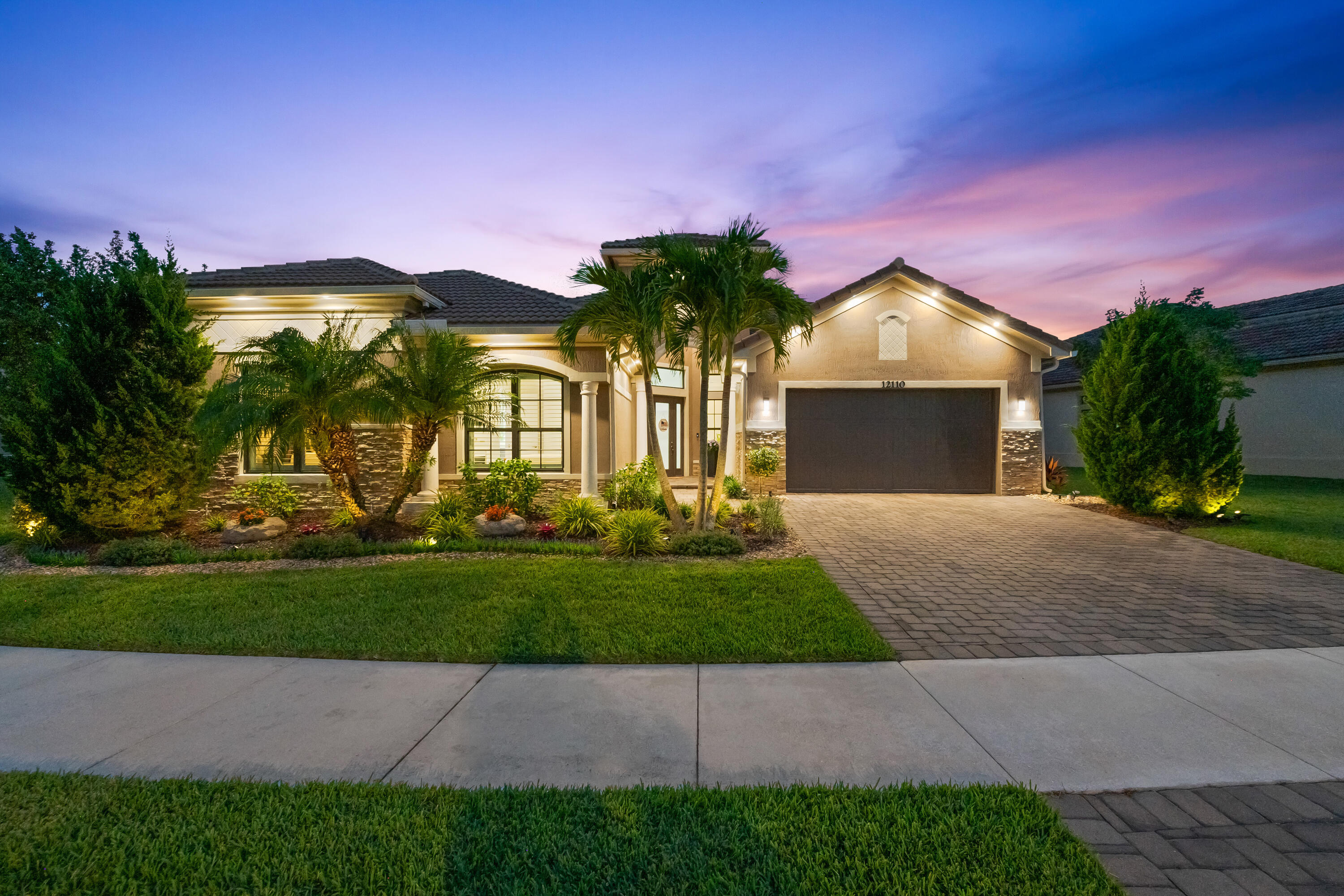 PARKLAND ROYALE - Residential