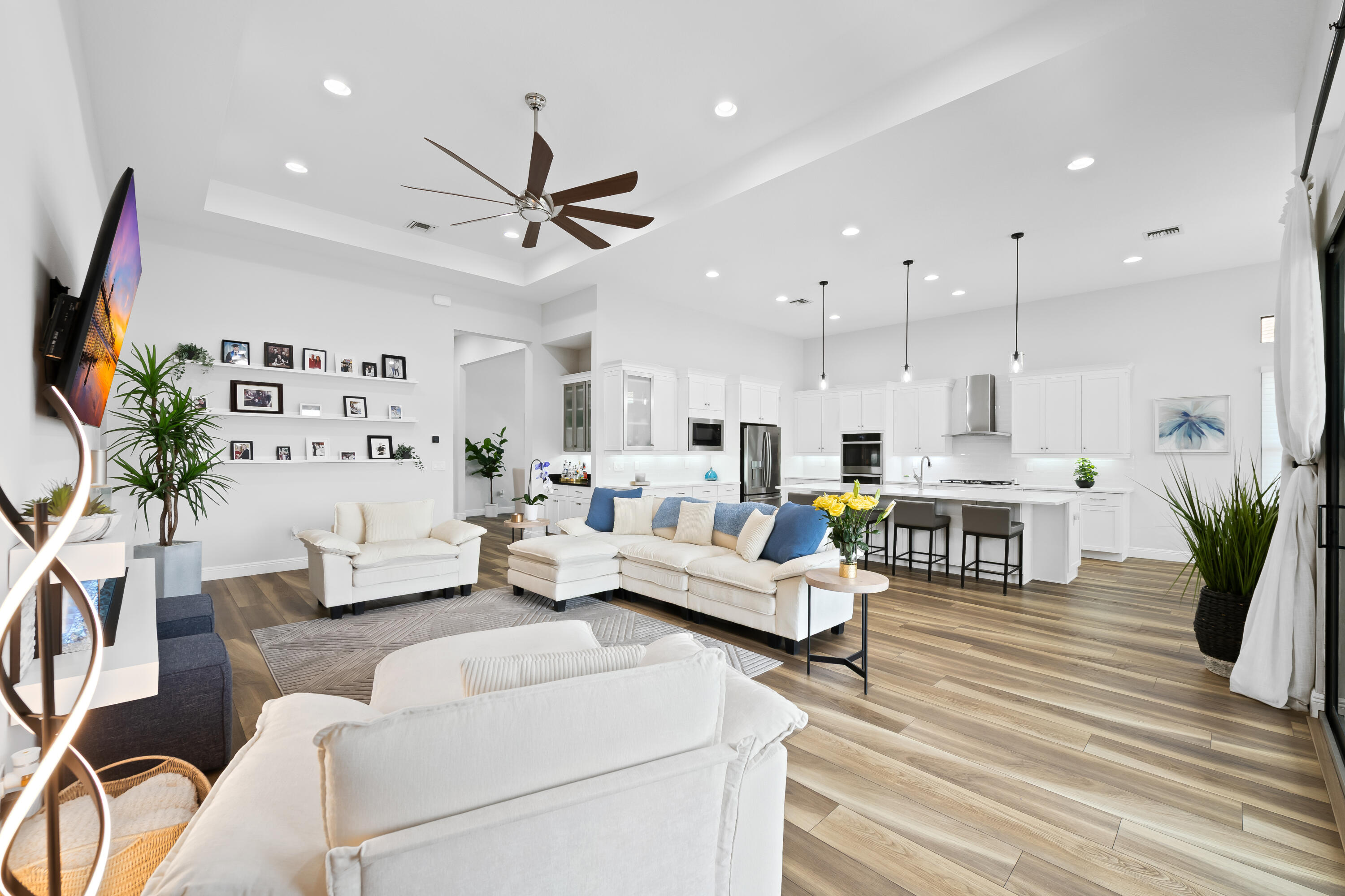 PARKLAND ROYALE - Residential