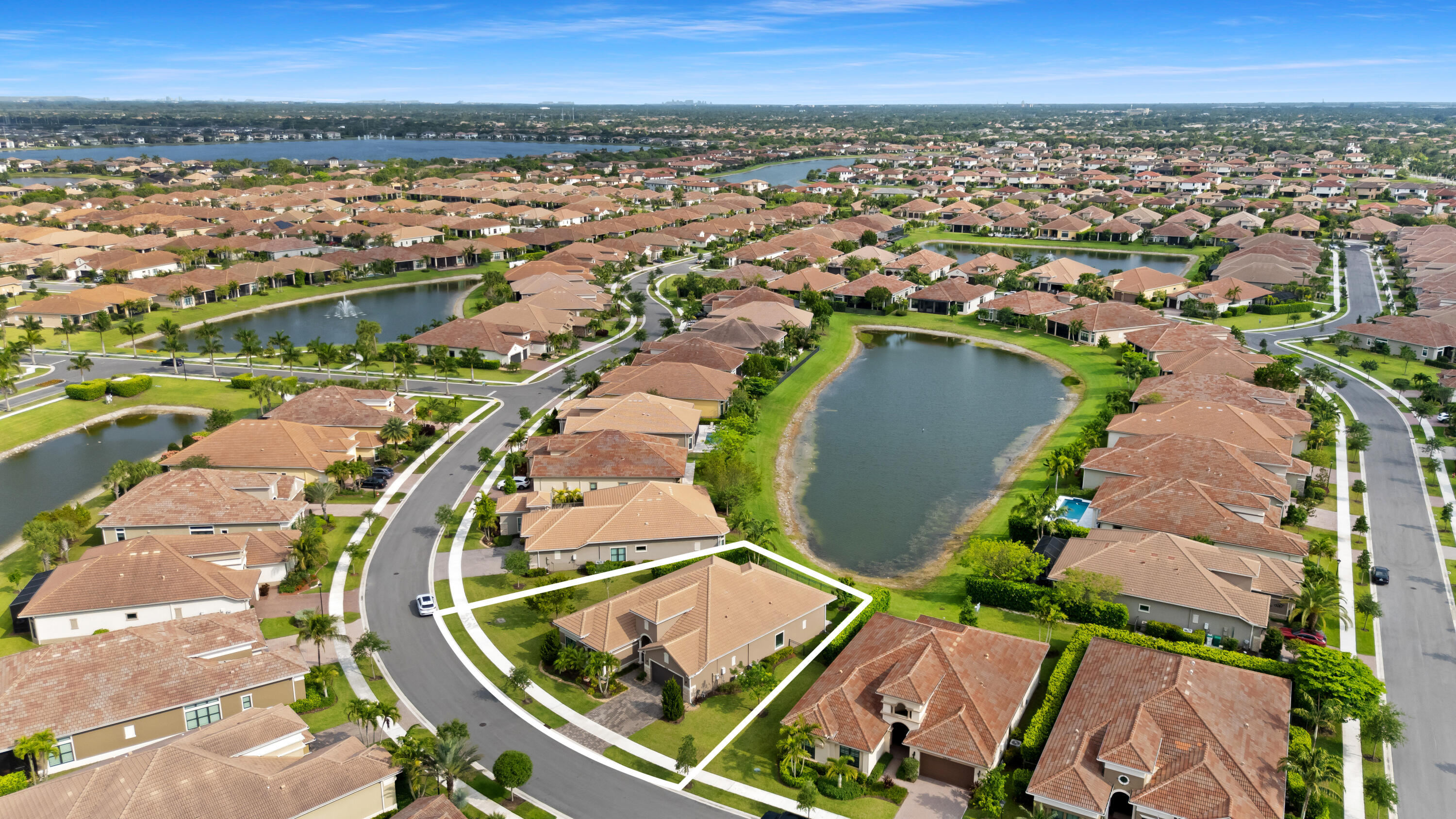 PARKLAND ROYALE - Residential