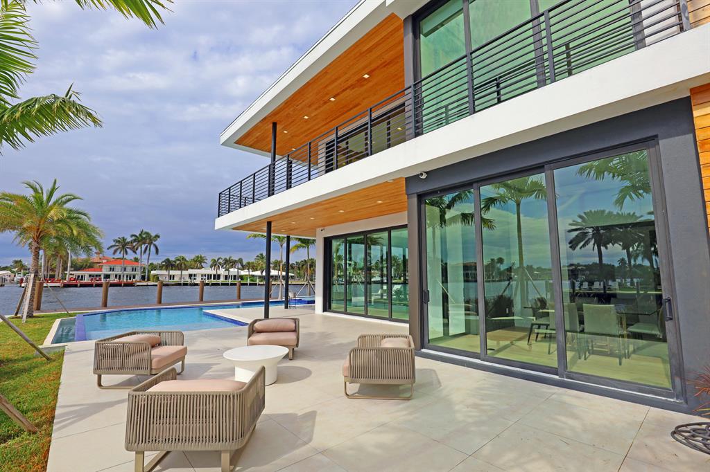 HILLSBORO SHORES SEC B - Residential