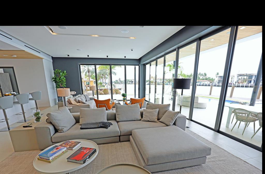 HILLSBORO SHORES SEC B - Residential