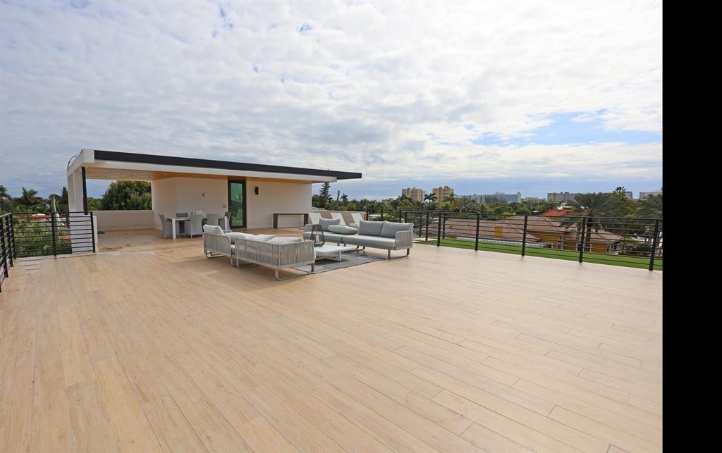 HILLSBORO SHORES SEC B - Residential