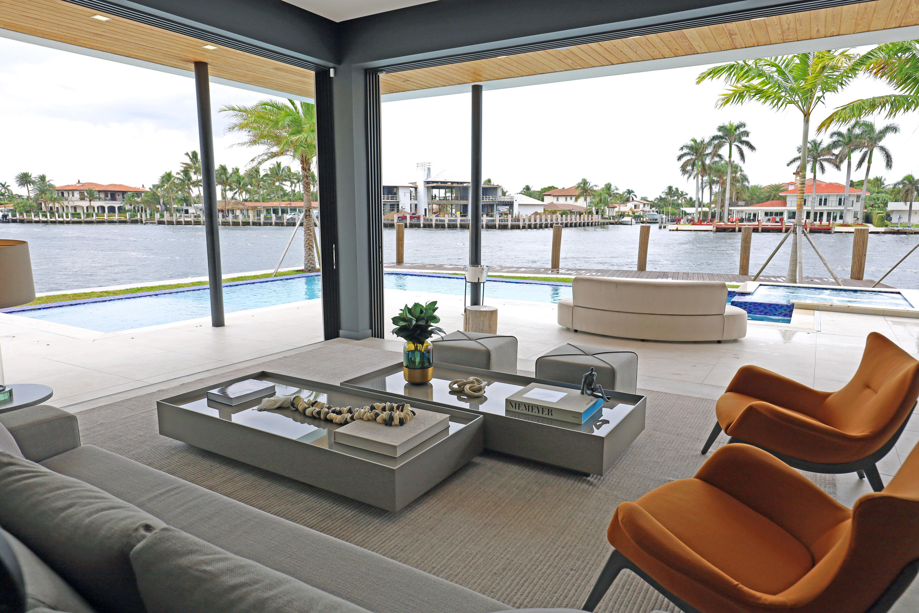 HILLSBORO SHORES SEC B - Residential