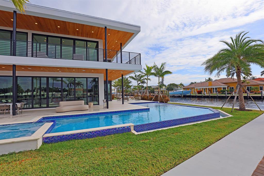 HILLSBORO SHORES SEC B - Residential