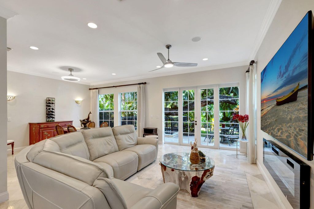 Photo of 36 Marina Gardens Drive, Palm Beach Gardens, FL 33410 (MLS # R11033082)