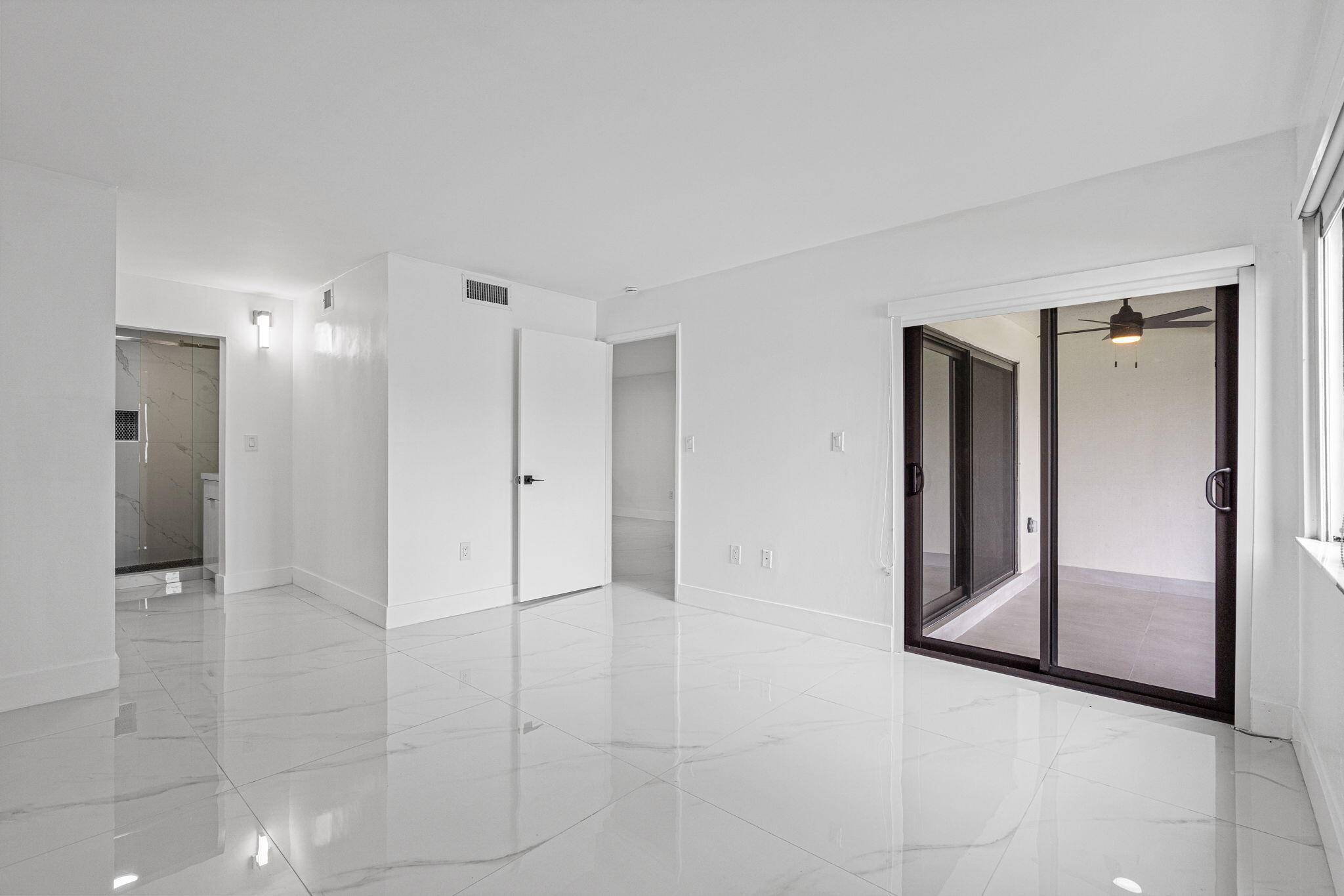 WEST LAKE VILLAGE II CONDO PH V - Residential