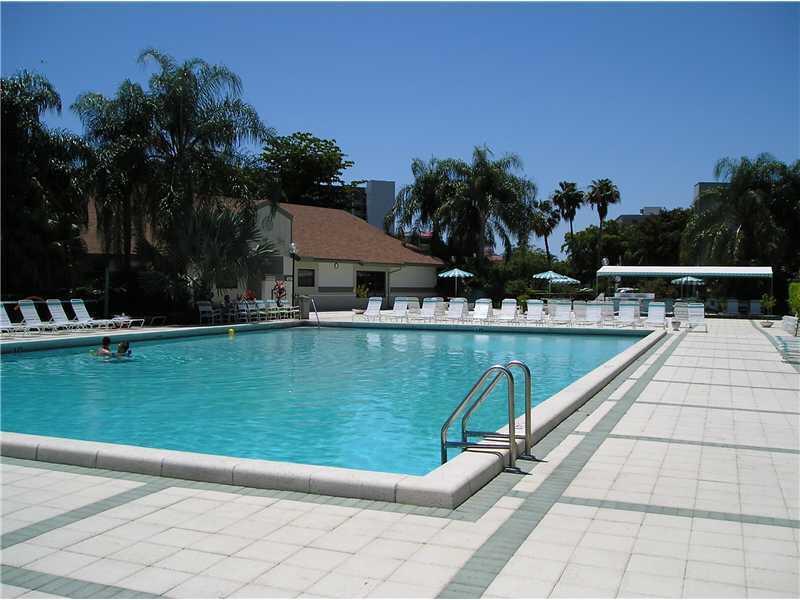 CYPRESS BEND CONDOMINIUM VII - Residential