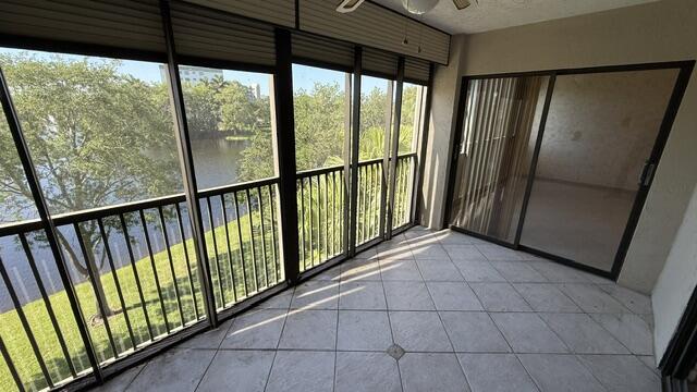 CYPRESS BEND CONDOMINIUM VII - Residential